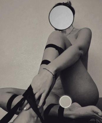 💋 Я создаю незабываемые моменты с моими клиентами в Москве. У меня есть множество умений и умниц, чтобы удовлетворить самые изощренные фантазии. 😈 Мои услуги гарантированно принесут тебе удовольствие и расслабление. 🌟 Не веришь? У меня есть отличные отзывы, которые подтверждают мою непревзойденность. ✨ Хочешь познакомиться со мной лично? Загляни на мои фото и убедись, что ты не сможешь устоять. Позвони мне и дай мне возможность сделать твои самые смелые фантазии яркими реальностью. 💫 Жду тебя в Москве! 6997, 23 года